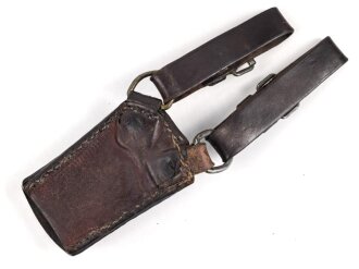 Dunkelbrauner Koppelschuh, wohl für eine forstliche Blankwaffe