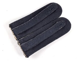 Kriegsmarine, Paar Schulterstücke, dunkelblaues Tuch