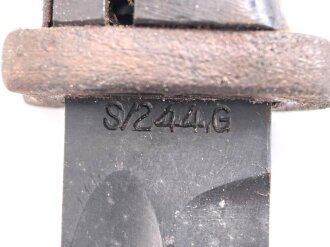 Seitengewehr M84/98 für k98 der Wehrmacht. Ungereinigtes Stück, im Koppelschuh