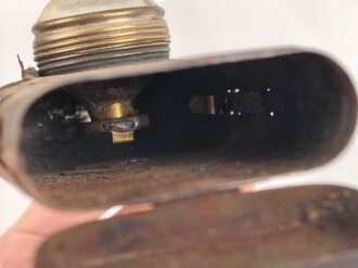 Taschenlampe ohne Bezeichnung, ungereinigt, Funktion nicht geprüft