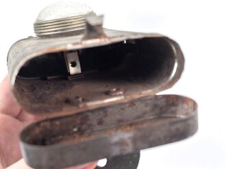 Taschenlampe ohne Bezeichnung, ungereinigt, Funktion nicht geprüft