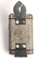 Taschenlampe ohne Bezeichnung, Originallack, Funktion nicht geprüft, vermutlich aus der Zeit des 1. Weltkrieg