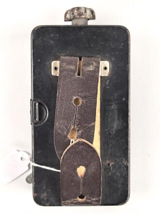 Luftschutz Taschenlampe "PERTRIX No. 679L". Originallack, Funktion nicht geprüft