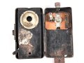 Taschenlampe Pertrix 678, schwarzer Originallack, blaue Vorschiebeblende, wohl für Luftschutz. Funktion nicht geprüft