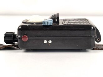 Taschenlampe "Berker" aus brauner Preßmasse.Ungereinigt. Funktion nicht geprüft