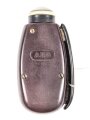 Dynamo Taschenlampe aus brauner Preßmasse. Hersteller "AEG" Funktioniert