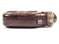 Dynamo Taschenlampe aus brauner Preßmasse. Modell der Gebrüder Schmidt, aus Zella-Mehlis. Funktioniert
