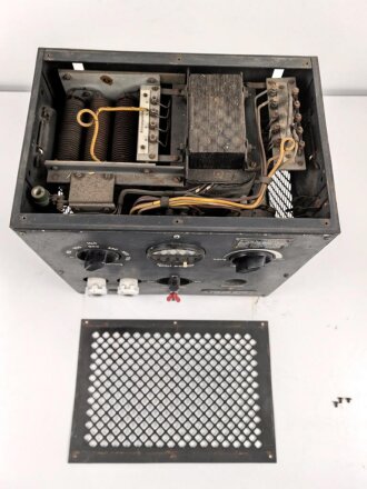 Sendegleichrichter S.Gl.T 100 datiert 1941. Optisch einwandfrei, Funktion nicht geprüft. Stromversorgung für 100 Watt Sender