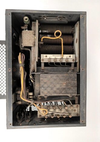Sendegleichrichter S.Gl.T 100 datiert 1941. Optisch einwandfrei, Funktion nicht geprüft. Stromversorgung für 100 Watt Sender