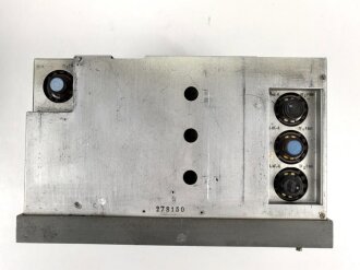 Tornister Empänger Berta ,Sonderausführung  " Spez. 976 BS" datiert 1941.  Gehäuse überlackiert, Frontplatte Originallack. Funktion nicht geprüft