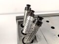 Tornister Empänger Berta ,Sonderausführung  " Spez. 976 BS" datiert 1941.  Gehäuse überlackiert, Frontplatte Originallack. Funktion nicht geprüft