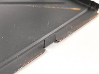 Einschub für die Anodenbatterie im Zubehörtornister zum Tornister Empänger Berta . Neuzeitliche Anfertigung