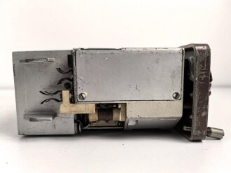Feldfunksprecher f datiert 1944. Original lackiertes Stück, optisch einwandfrei, Funktion nicht geprüft, ungereinigt