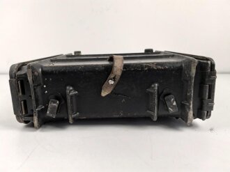 Feldfunksprecher f datiert 1944. Original lackiertes Stück, optisch einwandfrei, Funktion nicht geprüft, ungereinigt