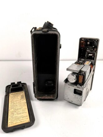 Feldfunksprecher f datiert 1944. Original lackiertes Stück, optisch einwandfrei, Funktion nicht geprüft, ungereinigt