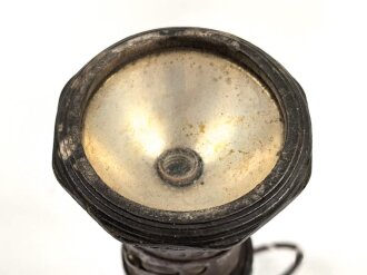 Stabtaschenlampe Pertrix 524. Originallack,...
