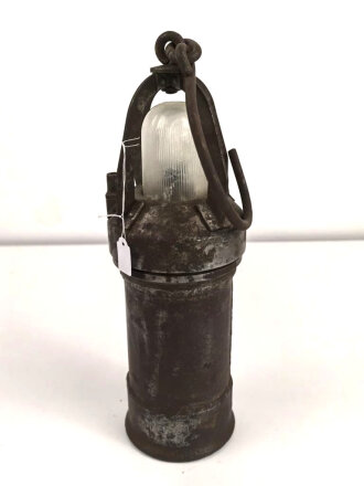 Luftwaffe Hinderniskennzeichnung , Panzerhandlampe Fl 56211.  Ungereinigtes Stück, KEIN VERSAND NACH ÜBERSEE