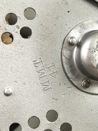 Luftwaffe Unterkunftslaterne aus Aluminium datiert 1941, ungereinigtes Stück