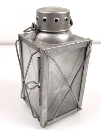 Luftwaffe Unterkunftslaterne aus Aluminium datiert 1939,...