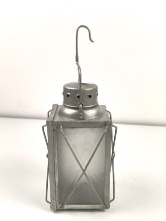 Luftwaffe Unterkunftslaterne aus Aluminium datiert 1939, ungereinigtes Stück