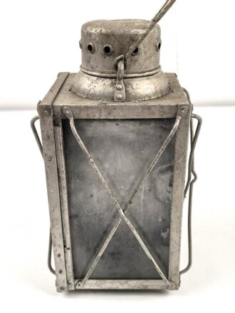 Luftwaffe Unterkunftslaterne aus Aluminium datiert 1938, ungereinigtes Stück