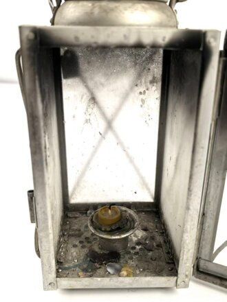 Luftwaffe Unterkunftslaterne aus Aluminium datiert 1939, ungereinigtes Stück