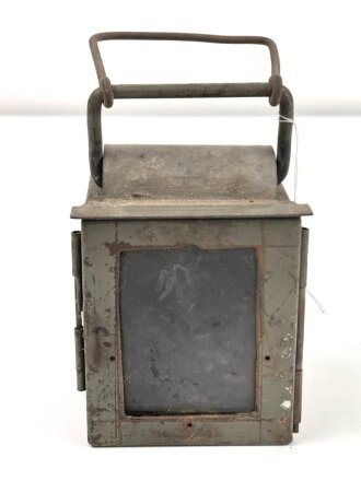 Eisenblechlaterne "Elektomechanische Industrie GmbH Berlin" Originallack, Maße ohne Griff etwa 10 x 13 x 9cm
