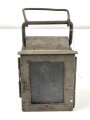 Eisenblechlaterne "Elektomechanische Industrie GmbH Berlin" Originallack, Maße ohne Griff etwa 10 x 13 x 9cm