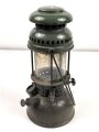 Starklichtlampe Petromax 2827 aus den 1940iger Jahren. Originallack, ungereinigt. Leer, dennoch KEIN VERSAND NACH ÜBERSEE