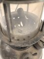 Starklichtlampe Petromax 2827 aus den 1940iger Jahren. Originallack, ungereinigt. Leer, dennoch KEIN VERSAND NACH ÜBERSEE