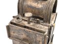 Einheitslaterne der Reichswehr aus Messing. Datiert 1936.  Unvollständig, nicht gereinigt.