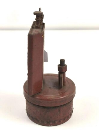Tank für eine Einheitslaterne Stahl Wehrmacht. ungereinigtes Stück