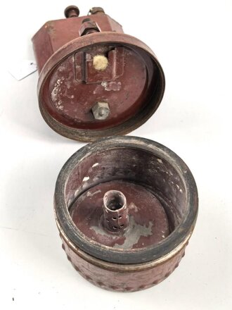 Tank für eine Einheitslaterne Stahl Wehrmacht. ungereinigtes Stück