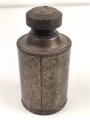 Blechlaterne für Luftschutzzwecke. Drehbar, u. a. blauer Filter. Gesamthöhe 15cm. Griff inliegend, leider fehlt die Aufnahme