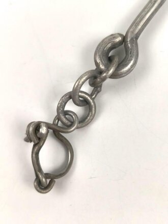Haken zur Einheitslaterne Preßstoff der Wehrmacht.