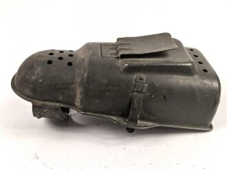 Marschsicherungshalterung für Laterne "Feuerhand 75 Atom" Originallack, ungereinigt