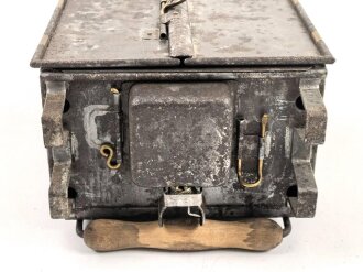 1.Weltkrieg,  Blendlaterne 07/12  aus Eisenblech. Gereinigtes Stück