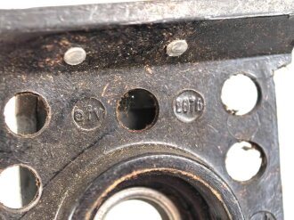 Lichthalter Trageplatte zur Einheitslaterne Preßstoff  Wehrmacht. Ungereinigtes Stück