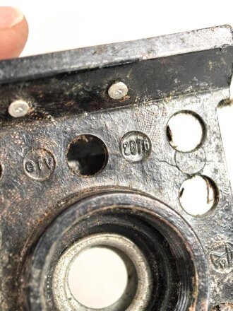 Lichthalter Trageplatte zur Einheitslaterne Preßstoff  Wehrmacht. Ungereinigtes Stück