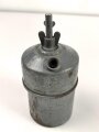 Karbidlampe UG 2150 ( Einheitslampe) der Wehrmacht. Originallack, Reichsbetriebsnummer am Boden