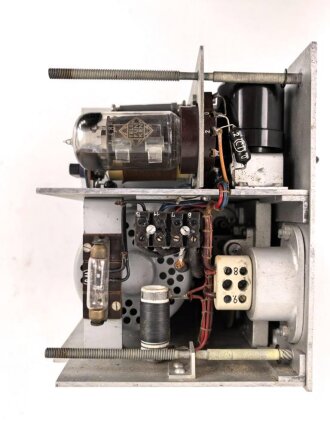 Luftwaffe, Telefunken Einflugzeichen Sender "FAS 1" Ln 25630. Höchstwahrscheinlich von 1939. Originallack, Funktion nicht geprüft