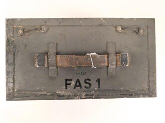 Luftwaffe, Telefunken Einflugzeichen Sender "FAS 1" Ln 25630. Höchstwahrscheinlich von 1939. Originallack, Funktion nicht geprüft