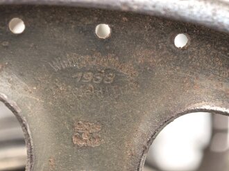 Rückentrage für schweres Feldkabel der Wehrmacht, norwegisch überlackiertes Stück,  die Kabelrommel datiert 1938