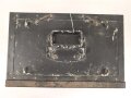 Luftwaffe, Telefunken Einflugzeichen Empfänger "AE 1093"  mit zugehörigem Umformer. Jeweils original lackiert, beide Geräte mit Deckel
