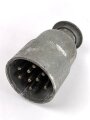 Neun poliger Stecker für 15 Watt SenderEmpfänger der Wehrmacht. Leichtmetall, Originallack