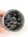 Neun poliger Stecker für 15 Watt SenderEmpfänger der Wehrmacht. Leichtmetall, Originallack