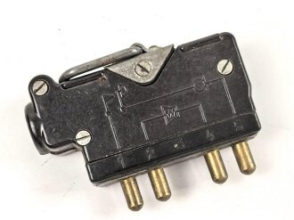 Anschlussstecker für einen Handapparat am...