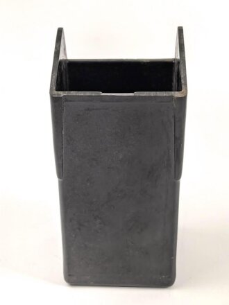 Elementbecher zum Feldfernsprecher 33 der Wehrmacht