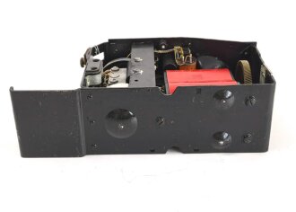 Baugruppe von Feldfernsprecher 33  als Ersatzteilträger
