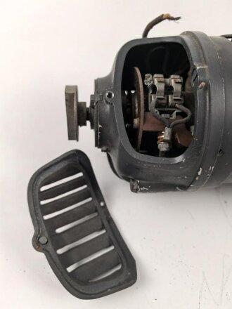 Luftwaffe, Siemens Schuckert G.Mot 7500 U/min. Originallack, Gesamtlänge etwa 28cm, Funktion nicht geprüft